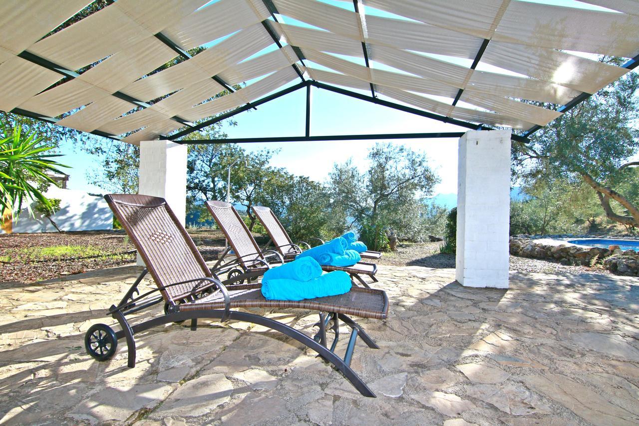 Casas Rurales Los Algarrobales El Gastor Exterior foto